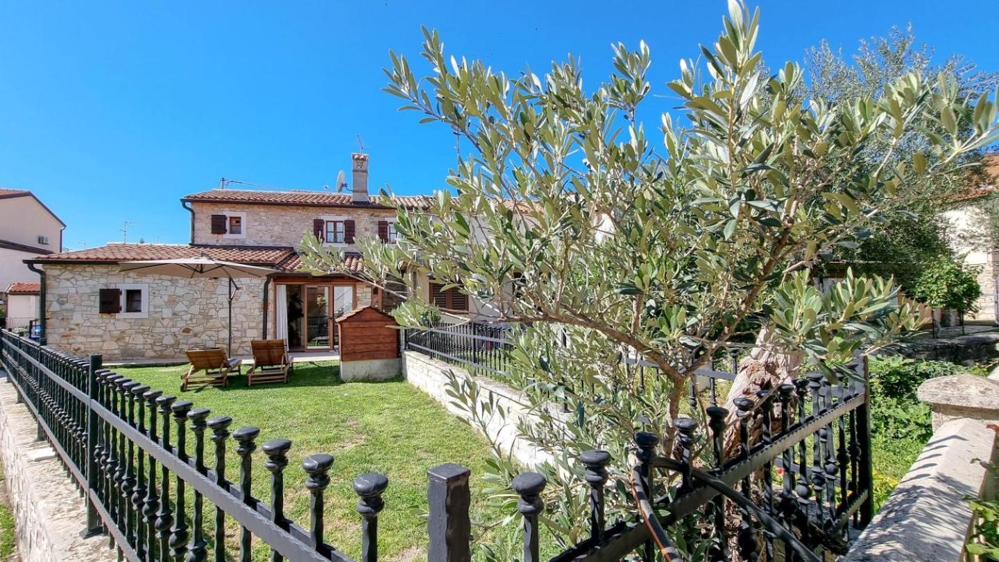 Ariana Villa Novigrad  ภายนอก รูปภาพ