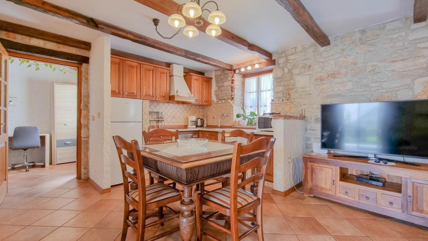 Ariana Villa Novigrad  ภายนอก รูปภาพ