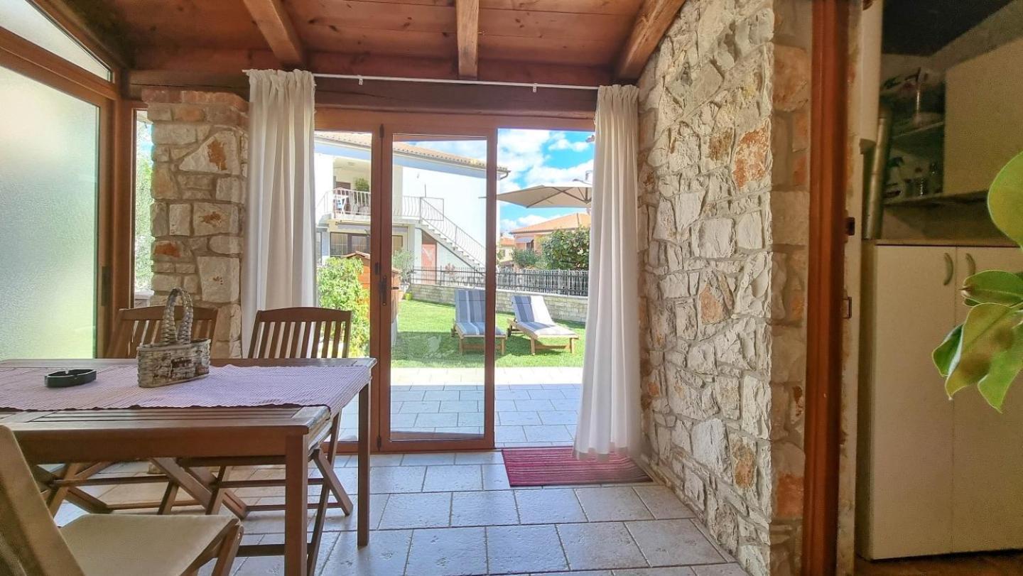 Ariana Villa Novigrad  ภายนอก รูปภาพ