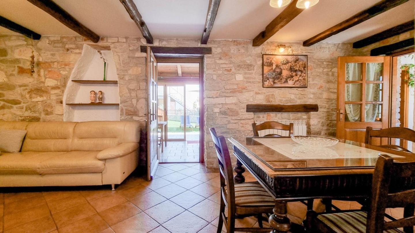Ariana Villa Novigrad  ภายนอก รูปภาพ
