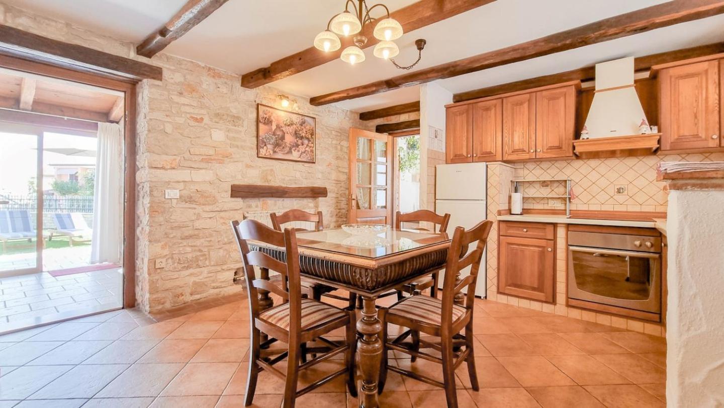 Ariana Villa Novigrad  ภายนอก รูปภาพ