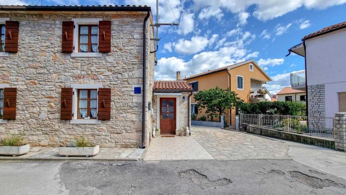 Ariana Villa Novigrad  ภายนอก รูปภาพ